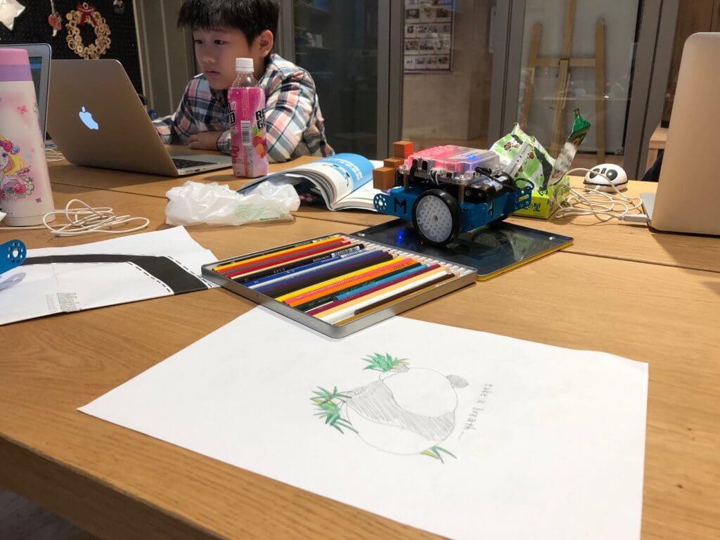 光る絵本を作るワークショップ