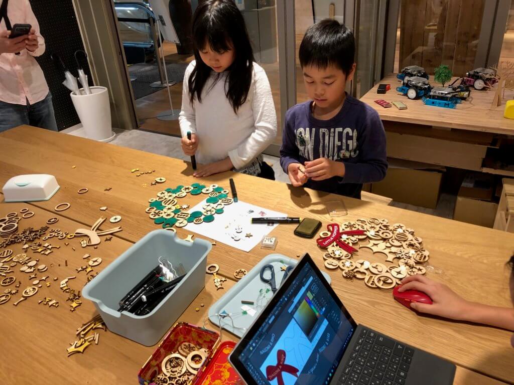 クリスマスリースをつくるワークショップ